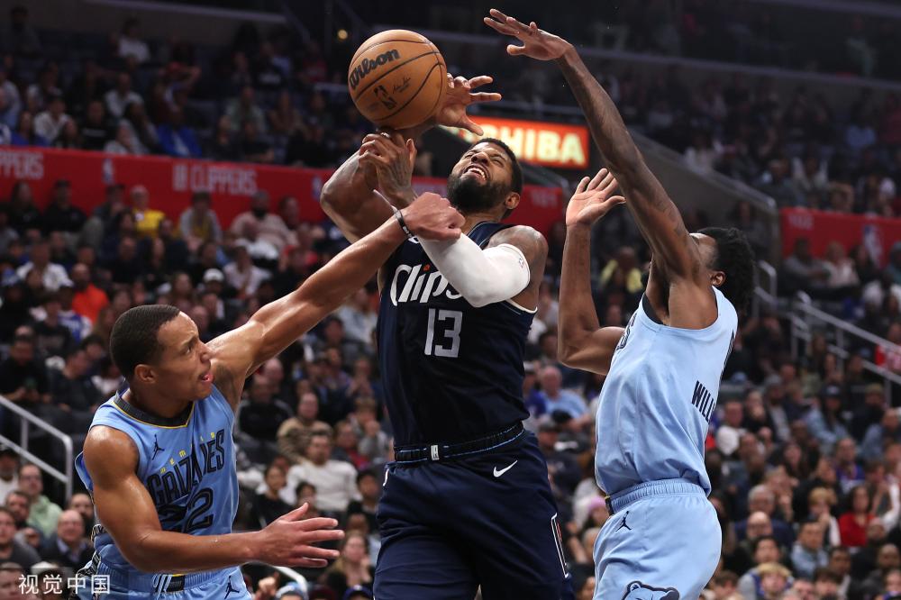 育竞技场上 育竞技场上