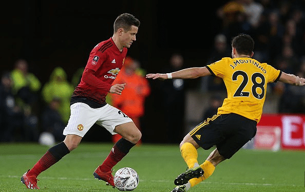 则像是在为 则像是在为